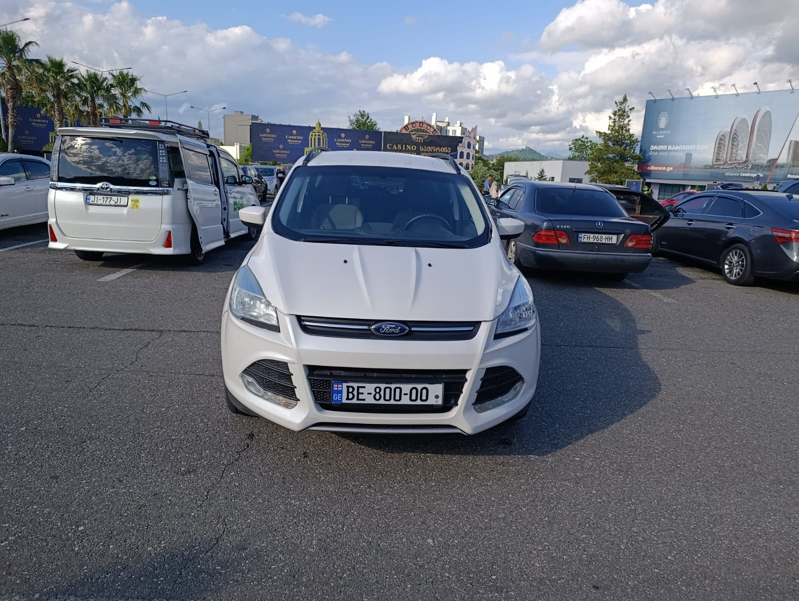 Ford Kuga (Escape) 2