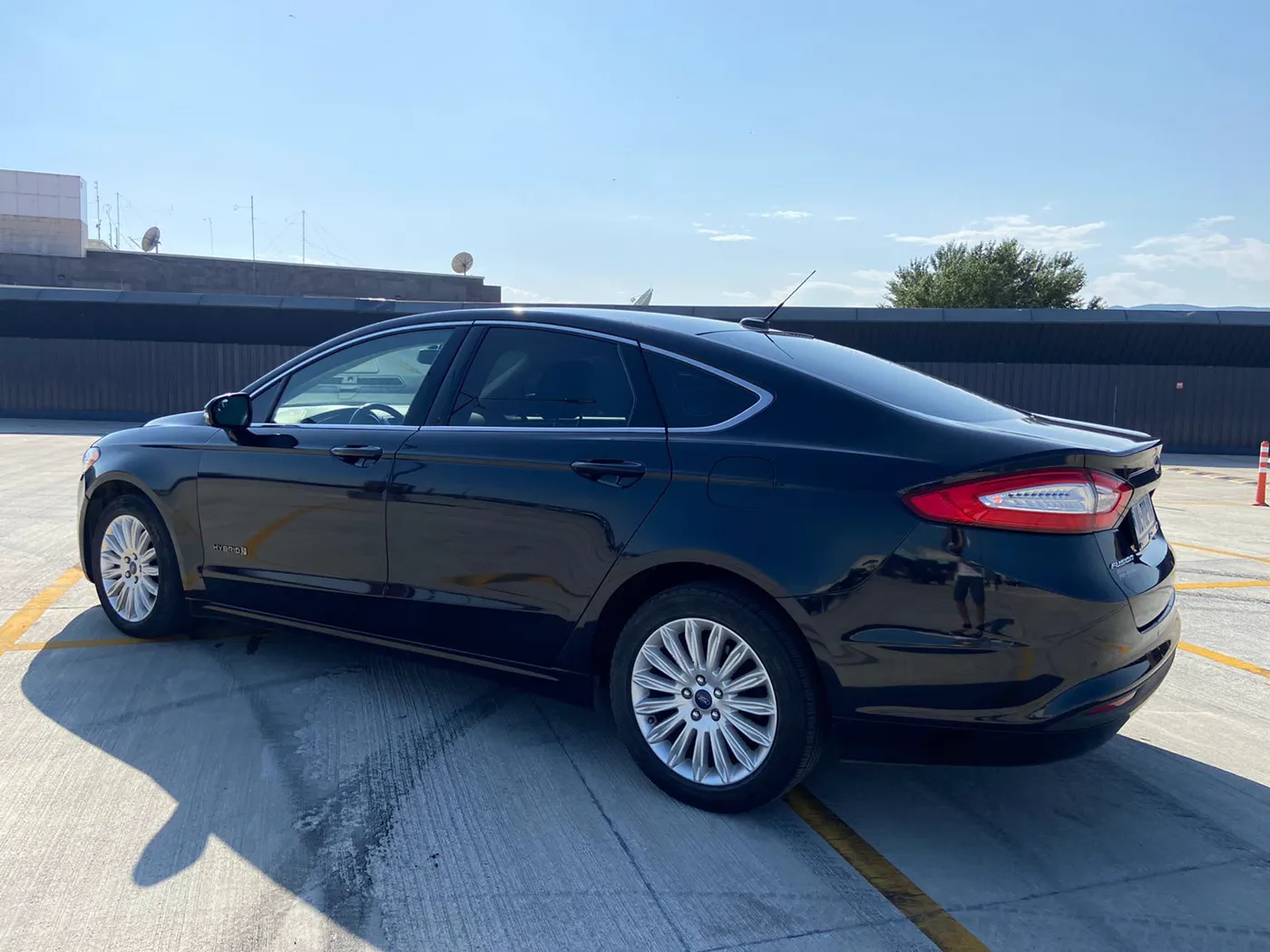 Ford Fusion Black 4