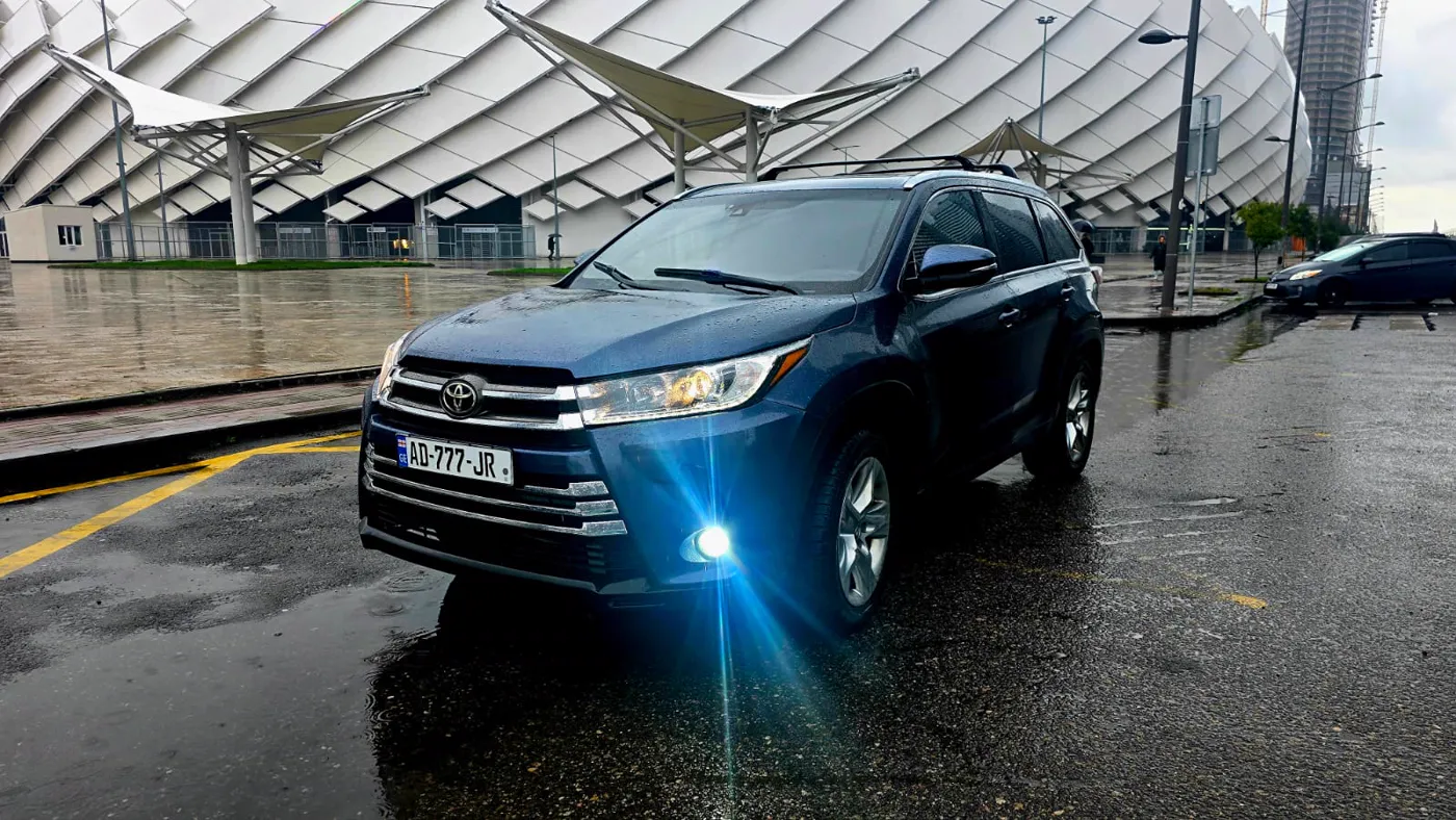 Toyota Highlander 7 Seats 4