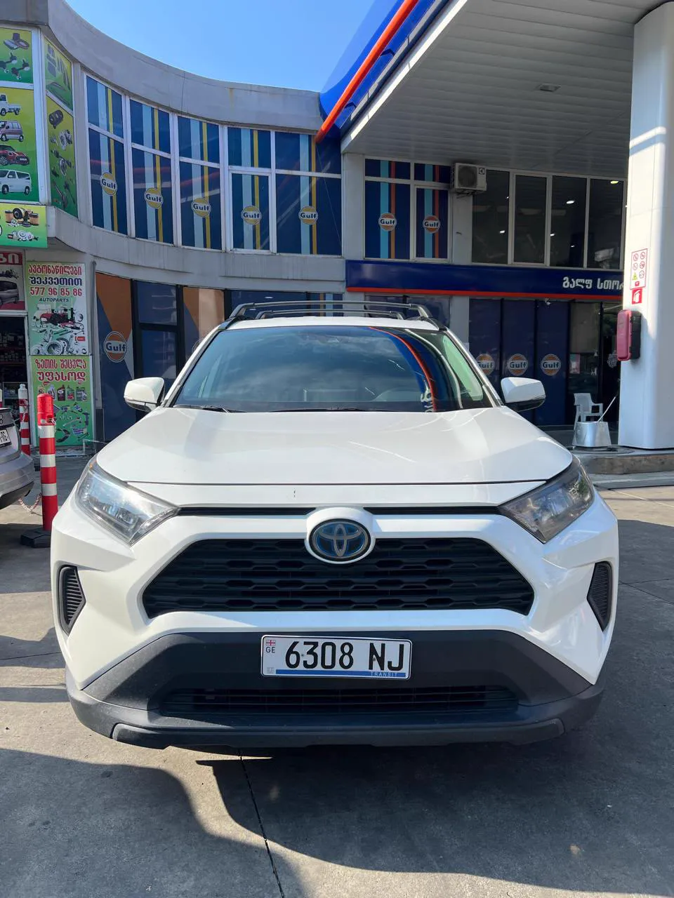 Toyota RAV4 White