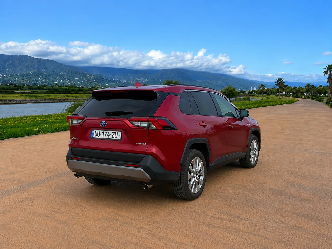 Toyota RAV4 Hybrid Plug-In 2