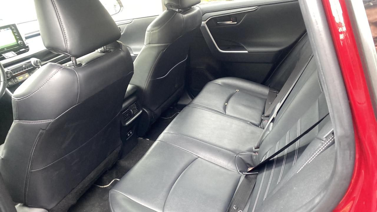 Toyota RAV4 Hybrid Plug-In 5