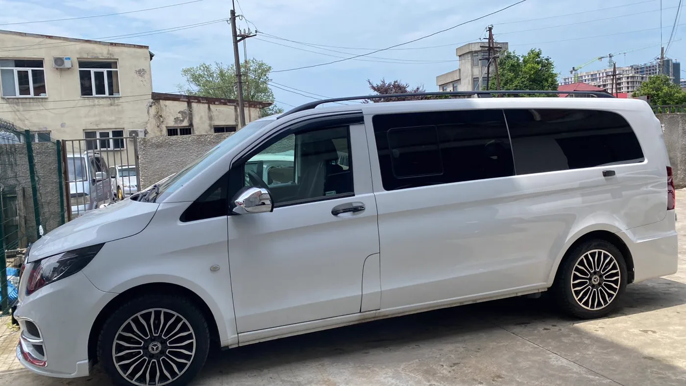 Mercedes-Benz Vito белый
